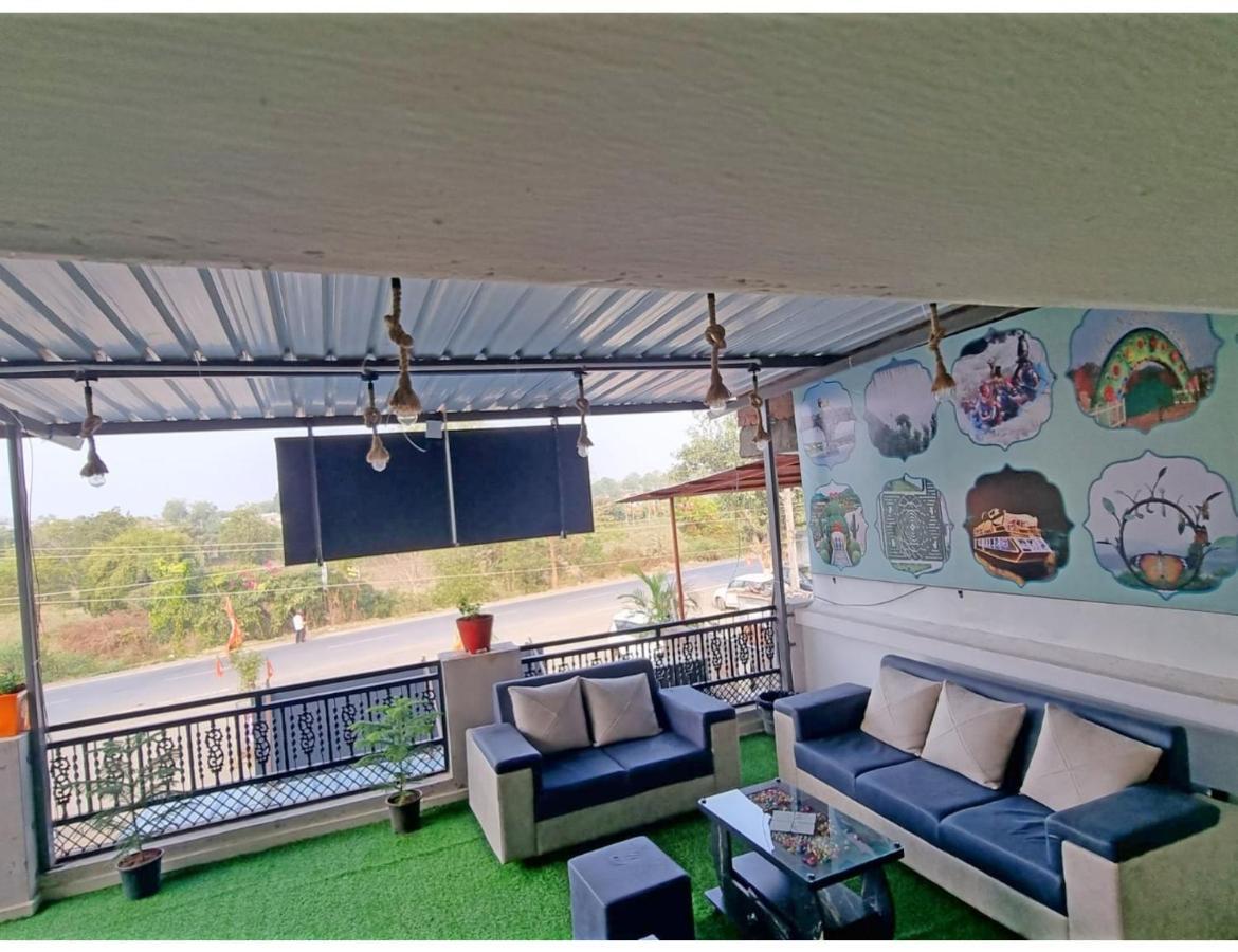 Hari Homestay, Garudeshwar 外观 照片